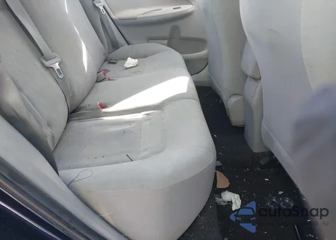 2013 Toyota Corolla L z USA, uszkodzony, nr VIN 2T1BU4EE4DC013564